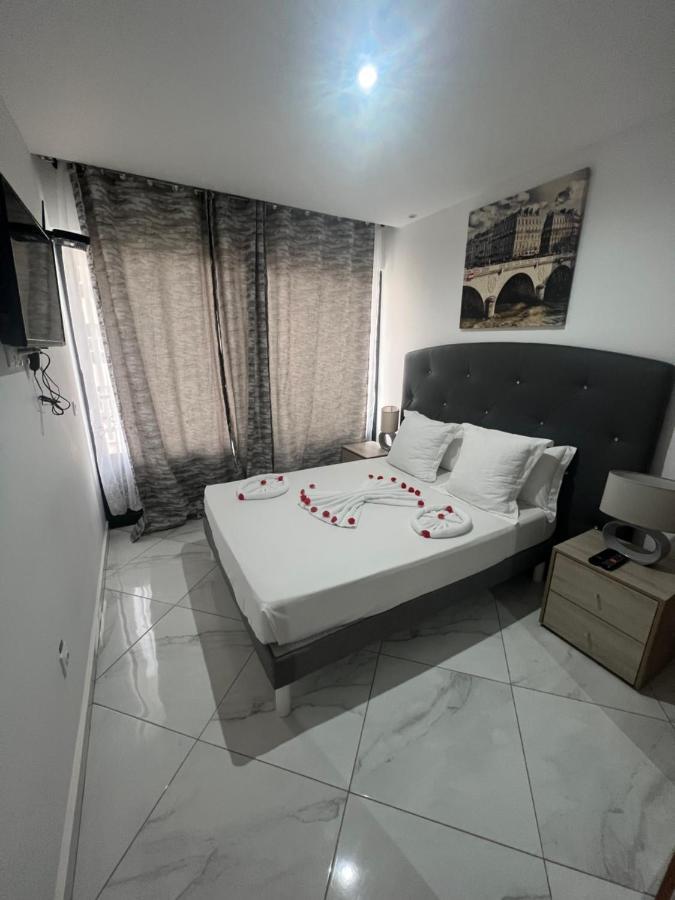 Hotel Residencial Santo Amaro Tarrafal  Exterior foto